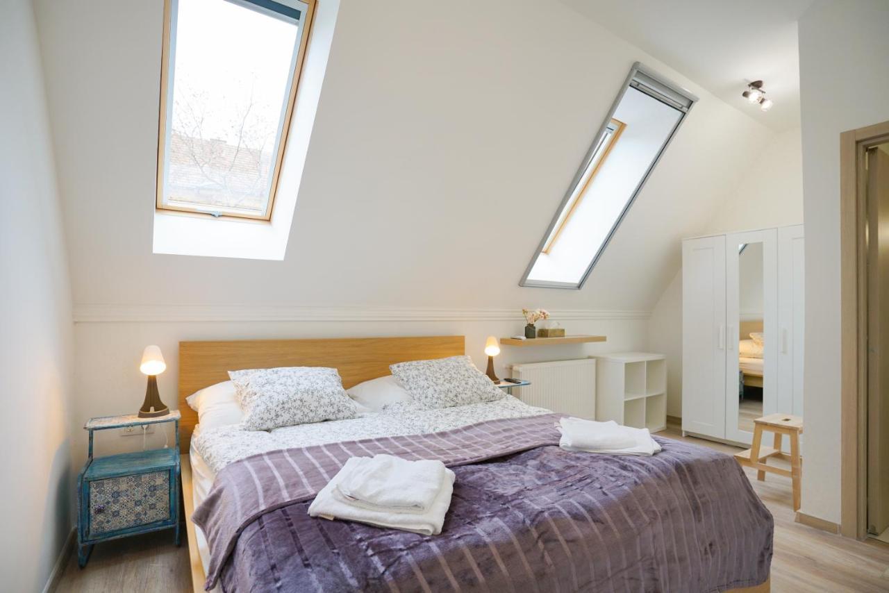 Koffer Apartman Eger Eksteriør bilde